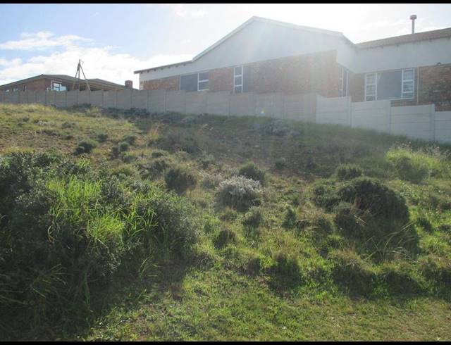 LAND FOR SALE IN DANA BAY